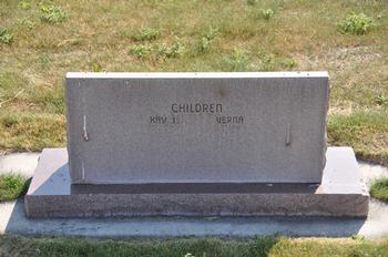 Allred, Fenton R. (Sybil S.) (2) (Paris)